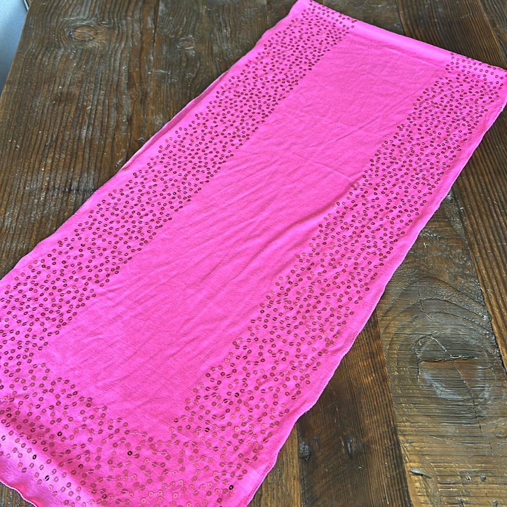 Accessories by Adrienne pink sequin scarf  NWOT